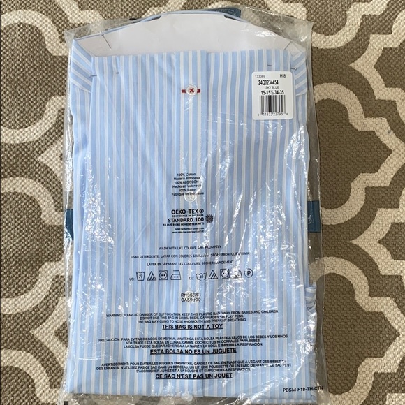 Tommy Hilfiger dress shirt - Picture 2 of 5